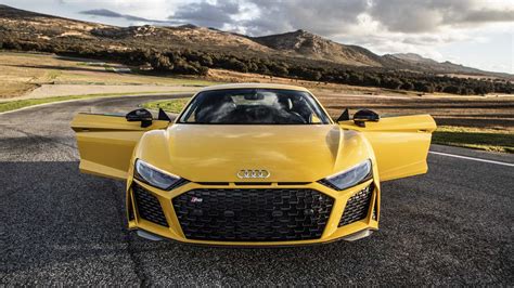 2019 Audi R8 V10 Performance Looks Brutal In Yellow Autoevolution