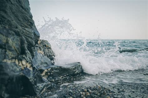 Ocean Waves · Free Stock Photo