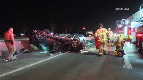Driver Flees After Major Freeway Crash Another Trapped Tustin Ca