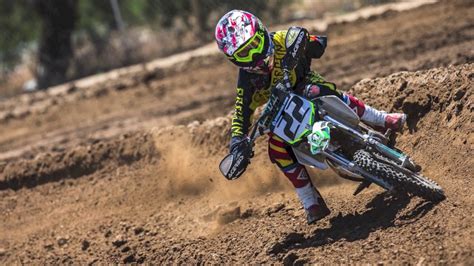 Because battery powered dirt bikes generally speeds no more than 15mph, many children start riding dirt bikes at young age, say 4 years old, under adults' nevertheless, we think it's better to wait until they are tall and strong enough, say 6 years old and 4 feet tall. CRAZY RACERS | EXTREME SPORTS | BMX | MOTOCROSS ...