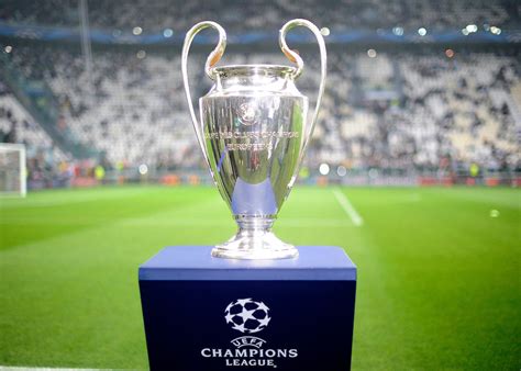 The uefa champions league is uefa's elite club competition with top clubs across the continent it changed into the champions league in 1992/93 and has expanded over the years with a total of 79. Termina la partnership Uefa-Konami: la Champions League ...