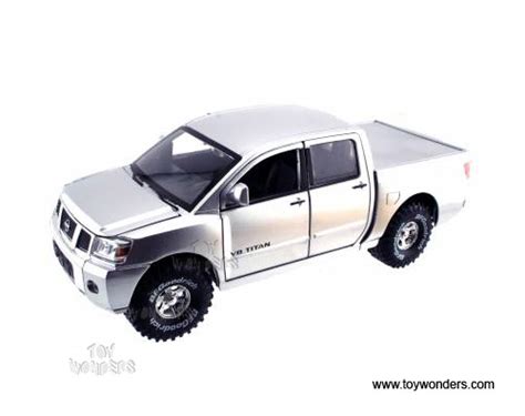 2006 Nissan Titan Pickup By Jada Toys High Profile 124 Scale Diecast