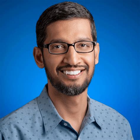 Der bisherige ceo von google, sundar pichai, übernimmt neu zusätzlich die leitung des mutterkonzerns alphabet. Sundar Pichai devient le nouveau CEO de Google (Alphabet Inc.)