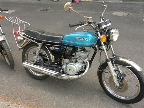 Review Of Suzuki Gt 125 1975 Pictures Live Photos And Description
