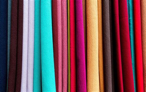 A Guide To The Top 11 Lightest Fabrics For Summer Apparel