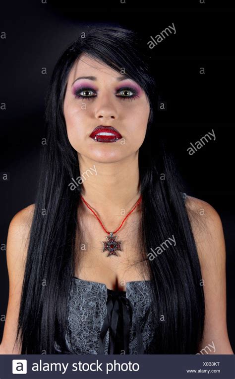 60 Top Pictures Black Raven Hair Raven Hair Black Woman Shoulder People I Hm Huiman