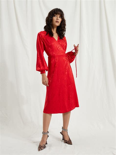 v neck long sleeve dress red pomelo fashion