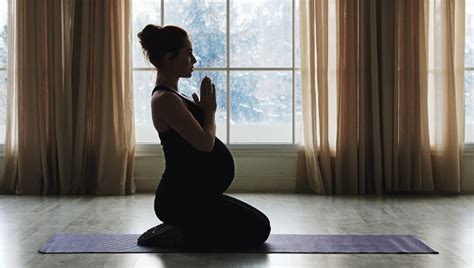 Yoga For Pregnancy 7 Safe Poses To Practice HealthShots
