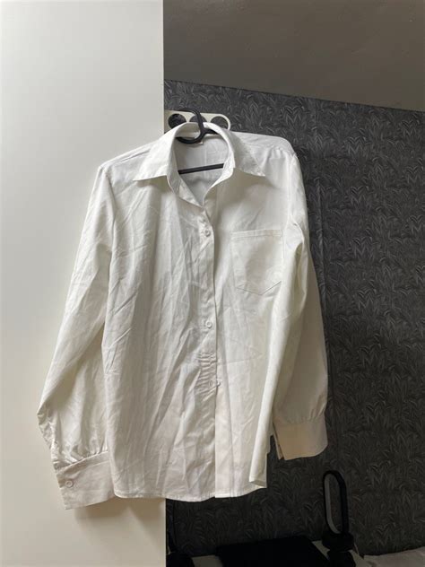 Kemeja Putih White Blouse Women S Fashion Tops Blouses On Carousell