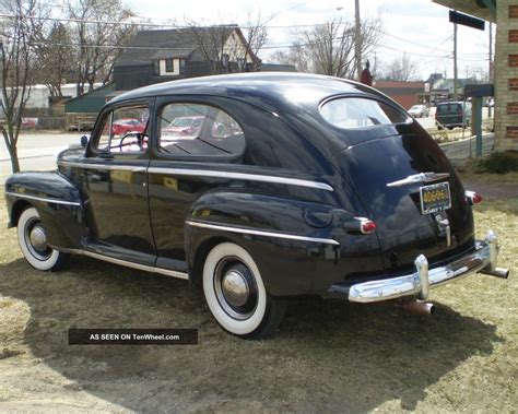 1947 Ford Deluxe Sedan