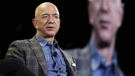 The Two Questions Jeff Bezos Asked A Candidate He Immediately Hired