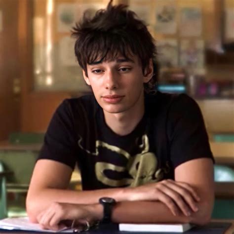 Pin By ₰크래커 On Devon Bostick Devon Bostick Emo Guys Teenage Dirtbag