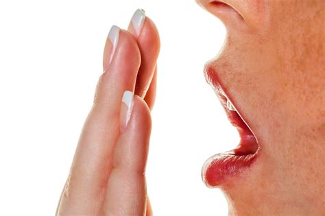 six home remedies for eliminating bad breath