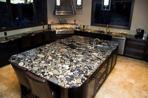 Additional tips for painting formica countertops with granite paint: Wonderful Labrador Granite Formica @RW47 - Roccommunity