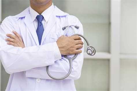 ¿Por qué se celebra hoy el día del médico? | 2634 Diario