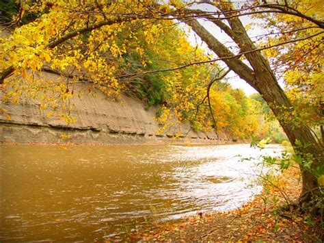 Autumn On The Ashtabula River Ashtabula Ohio October 20 Flickr