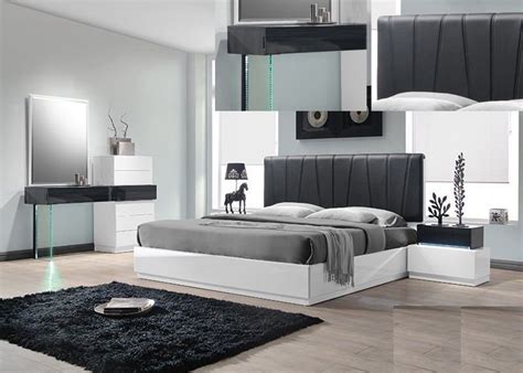 White Modular Bed Rs 60000 Piece Design Sponge Id 15580831655