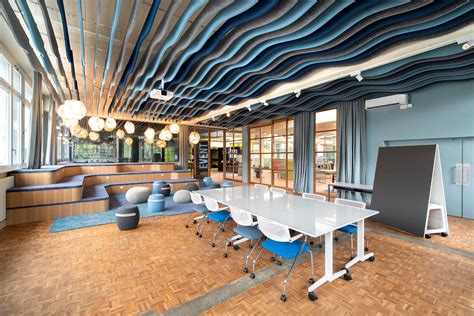 6280ch Coworking Hub By Evolution Design Office Facilities