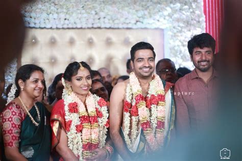 Priyanka chopra reacts to the wedding pics. Actor Sathish And Sindhu Wedding Photos