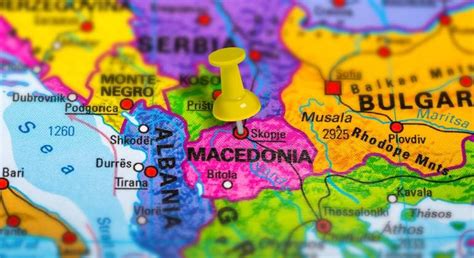 Forma junto con asia una gran europa posee un litoral muy articulado, con numerosas penínsulas y extensos mares interiores (de barents, blanco, báltico, del norte, tirreno. Acuerdo entre Atenas y Skopje: Macedonia pasará a llamarse ...