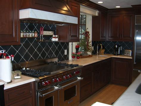 The kitchen guy is a locally owned kitchen & cabinetry business with over 30 years of experience servicing southern rhode island builders,. This is my kitchen. The talented guys at Prairie Woodworks exceeded our expectations when we ...