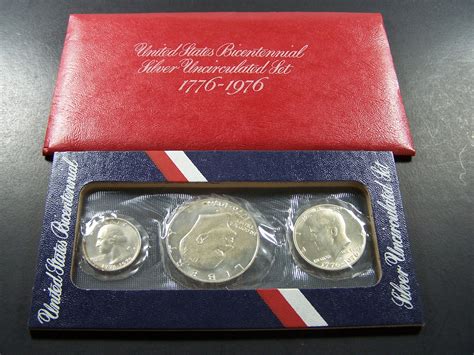 Lot 1976 Bicentennial Silver 3 Coin Unc Set