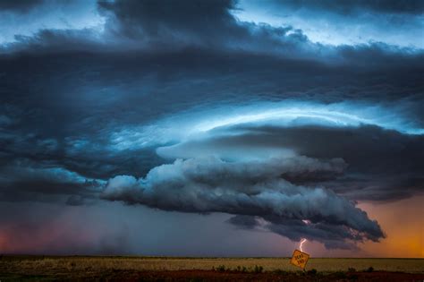 Scary And Amazing Structure Of Supercell And Thunderstorm