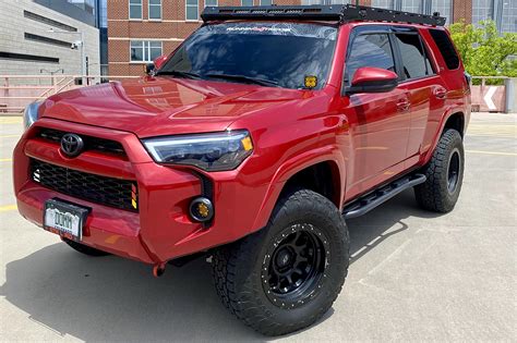 Feature Friday 5th Gen 4runners With High Clearance Viper Cut