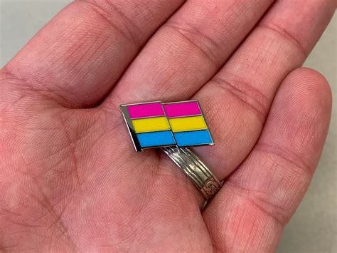 Pansexual Flag Pin Hard Enamel Pan Pride Lapel Pin Pansexual Pride Flag Pin