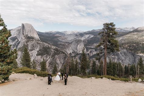 Intimate Wedding In Yosemite National Park Glacier Point Wedding Ceremony Wedding Portraits
