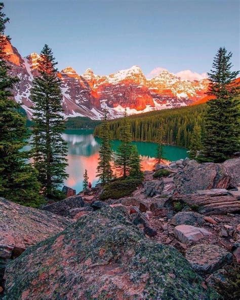 Love Lakes Canadas Rocky Mountains Have Some Of The Most Beautiful In