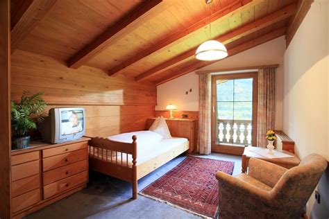 Hier finden sie alle infos betreffend haus sieberer, pension in brixen im thale, tirol. Haus Sonnhof*** - Brixen im Thale