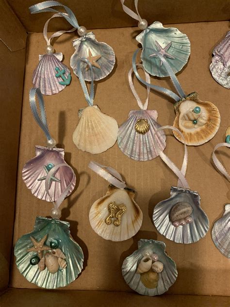 Pin By Debbie Handy On Beachy Christmas Seashell Crafts Shell Crafts