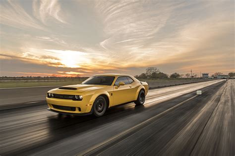 It starts at $86,090, including a $1,095 destination charge and $1,700 gas guzzler tax. 2018 Dodge Challenger SRT Demon - Up To 1,000 HP ...