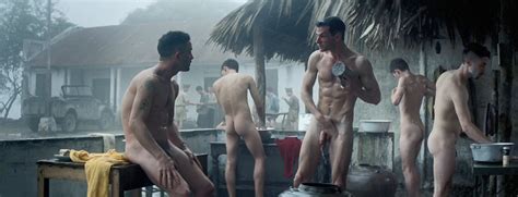 Omg They Re Naked Gaspard Ulliel And Guillaume Gouix In Les Confins