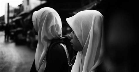 Wearing A Hijab Isn’t The Way You Should Show Support For Muslim Women Huffpost