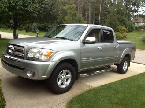 Purchase Used 2005 Toyota Tundra Crew Cab 4 Door In Bristol Indiana