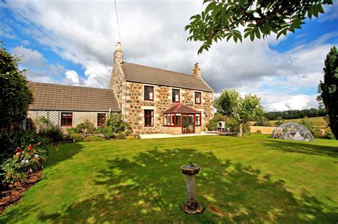 A Traditional Farmhouse With Amazing Views Of Bennachie All For