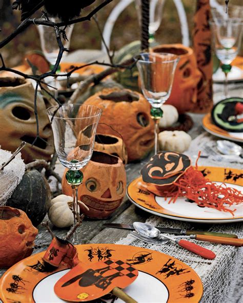 But while they're always a living room staple, the way. 5 idées déco pour votre table d'Halloween | Shake My Blog