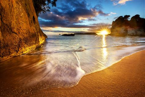 Cathedral Cove New Zealand Breathtaking Places Cathedral Cove