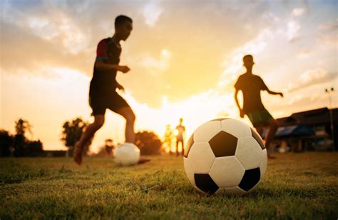 Beneficios Físicos Y Mentales De Jugar Fútbol En Niños Y Adolescentes