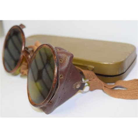 Ww2 German Tank Commander S Goggles Sunglasses With Original Band And Case Taken From German Tank B