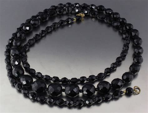 Vintage Black Glass Bead Necklace