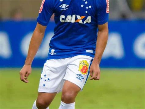 Robinho Não Garante Sequência Mas Reforça Desejo De Ficar No Cruzeiro Lance