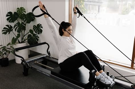 8 Things We Love About Reformer Pilates Phyx Physio Pilates