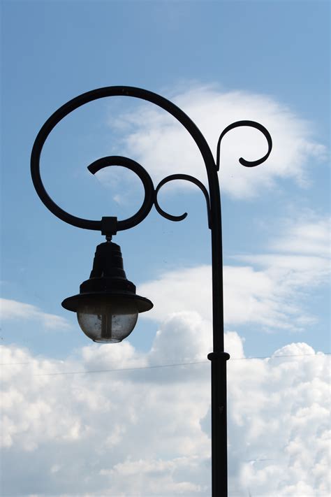 무료 이미지 빛 구름 하늘 푸른 가로등 조명 장식 철탑 전등 Bnfihunyad 램프 본체
