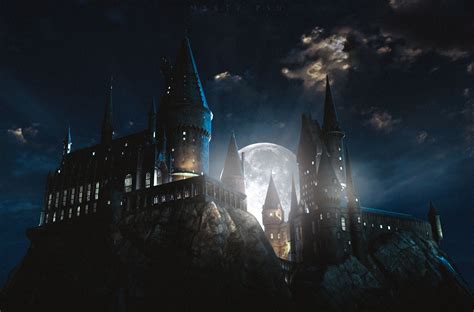 Hogwarts Night Wallpaper Harry Potter Harry Potter Disney