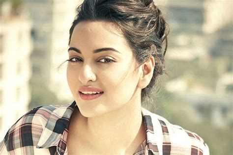 Sonakshi Sinha In Legal Trouble Case Filed Against The Actress For Cheating An Event Organiser