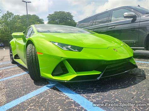 Maybe you would like to learn more about one of these? Lamborghini Huracan spotted in Bloomfield Hills, Michigan on 08/21/2020