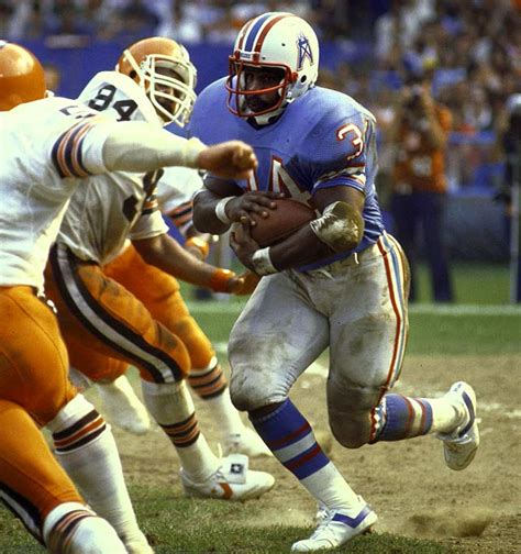 This category is all nfl players who played for the houston oilers, now known as the tennessee titans. Britball: An NFL Blog From Across The Pond: Throwback ...